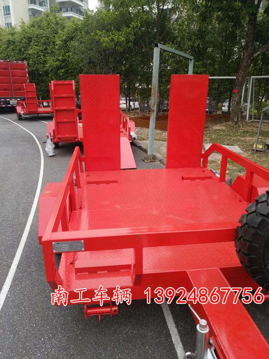 非標(biāo)訂制2.1噸履帶消防車(chē)工具拖車(chē)